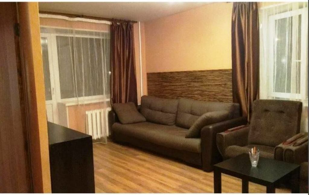 Оренда 1-кімнатної квартири 32 м², Суворова вул., 11
