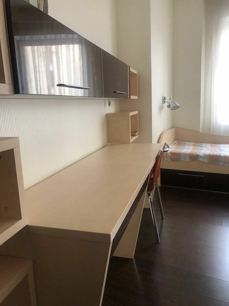 Продаж 3-кімнатної квартири 148 м², Крутогорний узвіз, 33