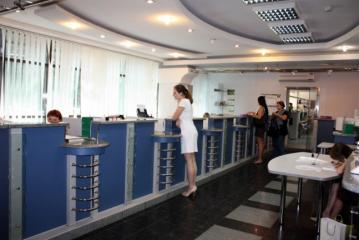 Проблемному банку «Золотые ворота» нашли инвестора и приостановили выплаты его вкладчикам