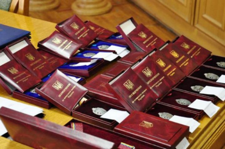 Звания без наказания. Народные и заслуженные ждут приговора