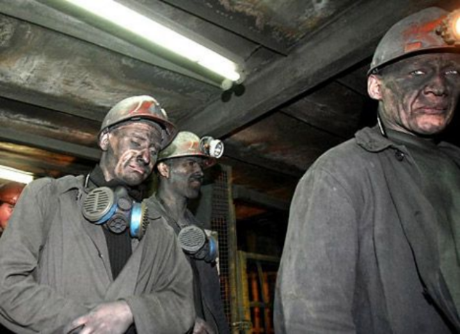 Призыв в армию нелегальных углекопов
