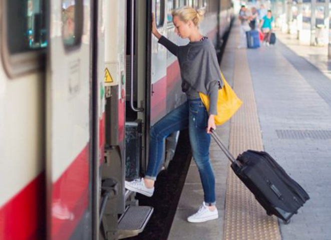 Бегство от себя к себе