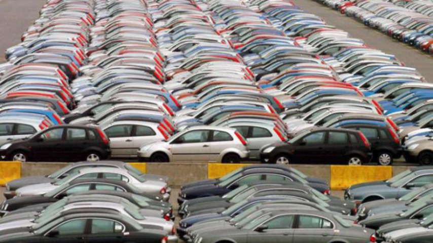 Уедем от кризиса: автомобили с пробегом