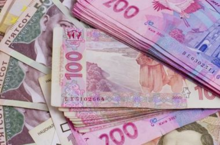 "Номинально богатых" людей в Украине стало больше