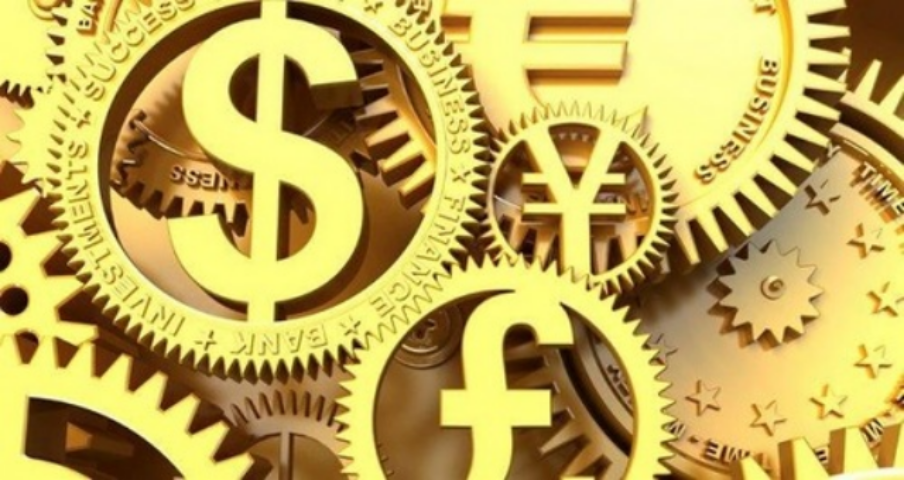 Паника на валютном рынке вредит государству и гражданам - А.Шлапак