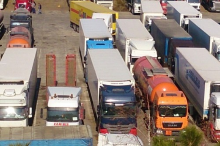 РФ, чтобы избежать дефицита, сняла ограничения на ввоз украинской продукции в Крым