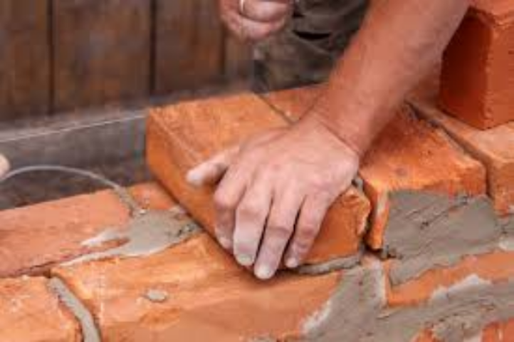 Кладка из цветного облицовочного кирпича