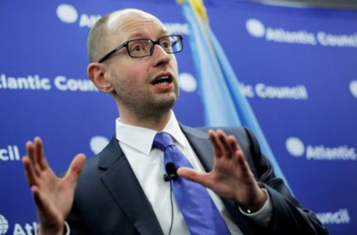 Оккупированный Донбасс без соцвыплат, но с газом: за и против