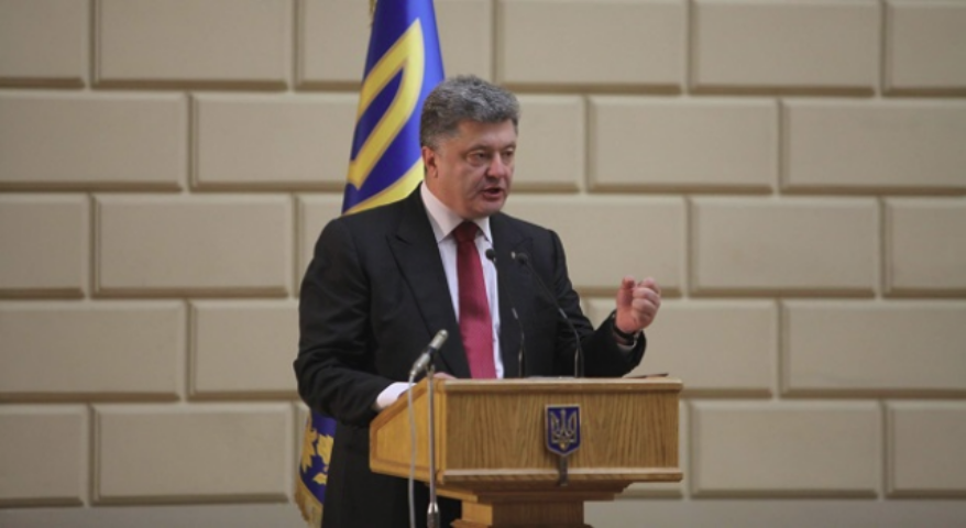 Порошенко предлагает страховать риски экспортеров при выходе на внешние рынки