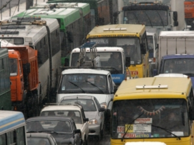 Пригородные маршрутки перестанут пускать в Киев 