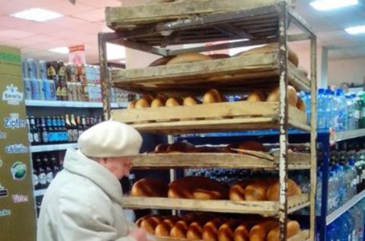 Мучная лихорадка: из-за подорожания доллара вырастут цены на хлеб 