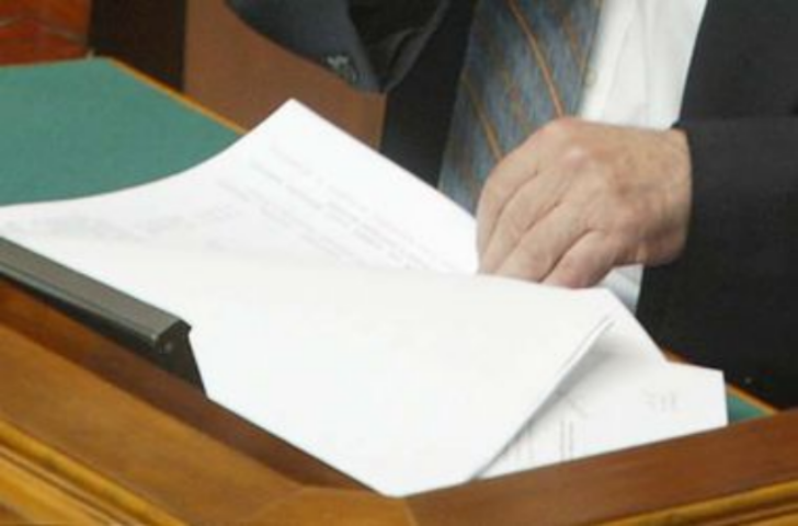 К чему может привести задержка с принятием госбюджета Украины на 2015 год