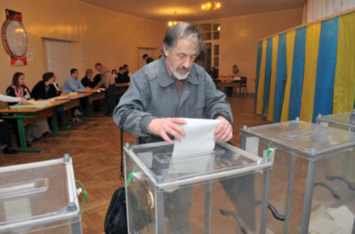 Памятка избирателю: Как определить врунов и фантазеров среди кандидатов в депутаты Рады