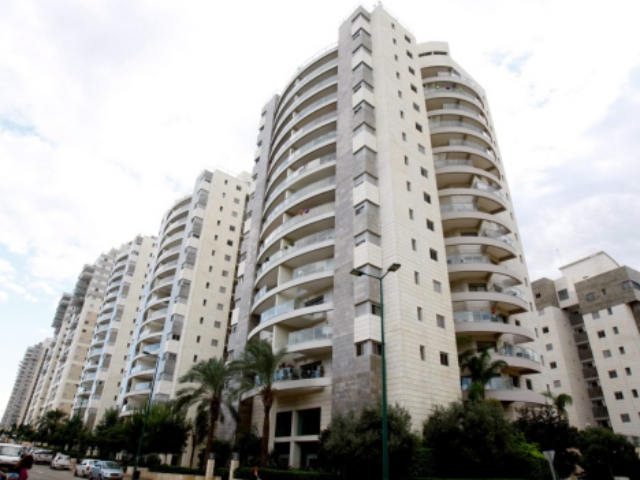 Израильский рынок жилья замедлился на 32% за год