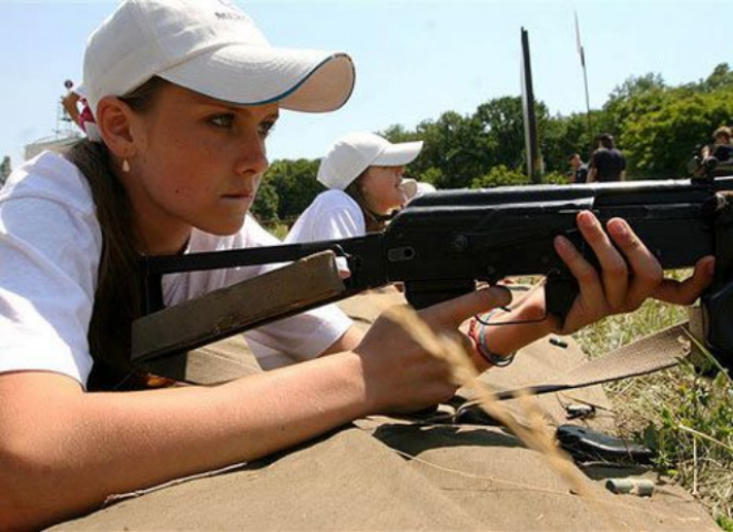 Школы просят оружия 