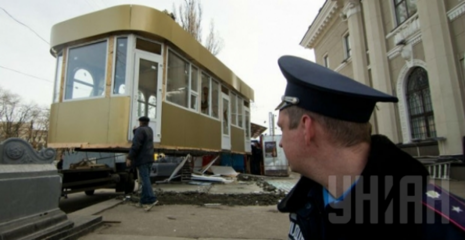 В Киеве с начала года демонтировали более 1,1 тысячи киосков