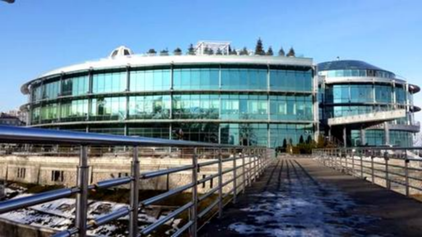 Комиссия КГГА проверит законность строительства бизнес-центра на ул. Десятинной