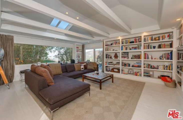 Джейк Джилленхол продает свой дом