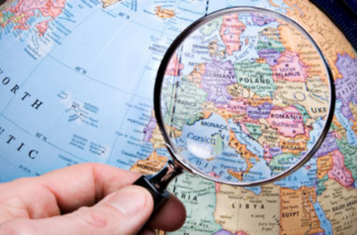 Украинцы задумались о работе за границей