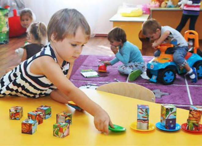 Зачем детей отдают в «частные» руки 