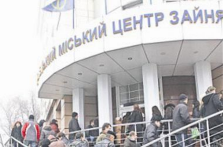 Трудовая повинность: кого заставят рыть окопы и сколько заплатят