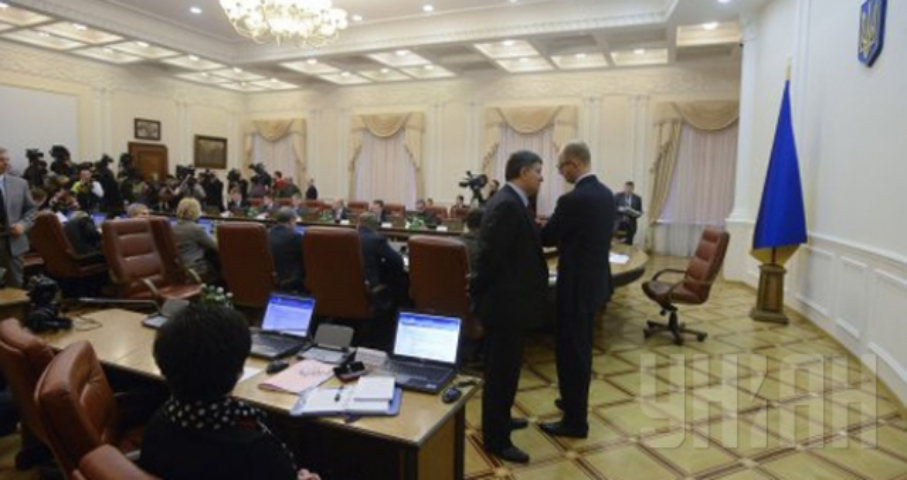 Кабмин хочет сократить полномочия контролирующих органов