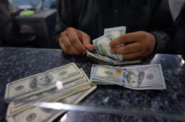 Повышенный налог на покупку долларов ускорит инфляцию