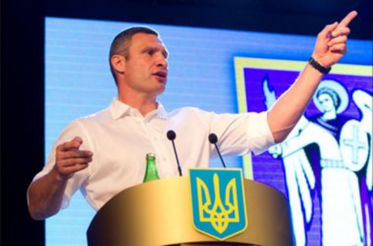 Сто дней Кличко на посту мэра: побед на столичном "ринге" пока немного