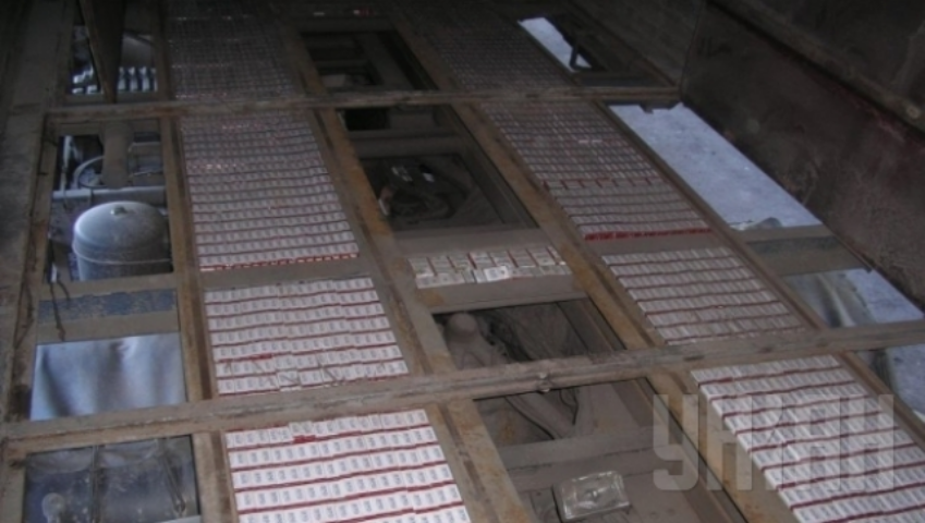 Кабмин вновь предлагает уравнять акциз на сигареты с фильтром и без