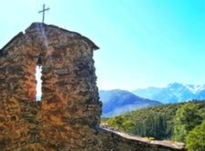 Деревня в испанском национальном парке продается за €850 тыс