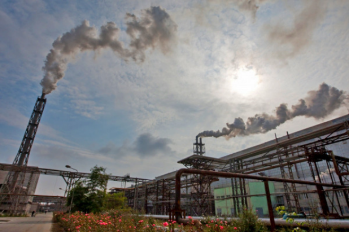 Битва титанов: Фирташ пока в доле