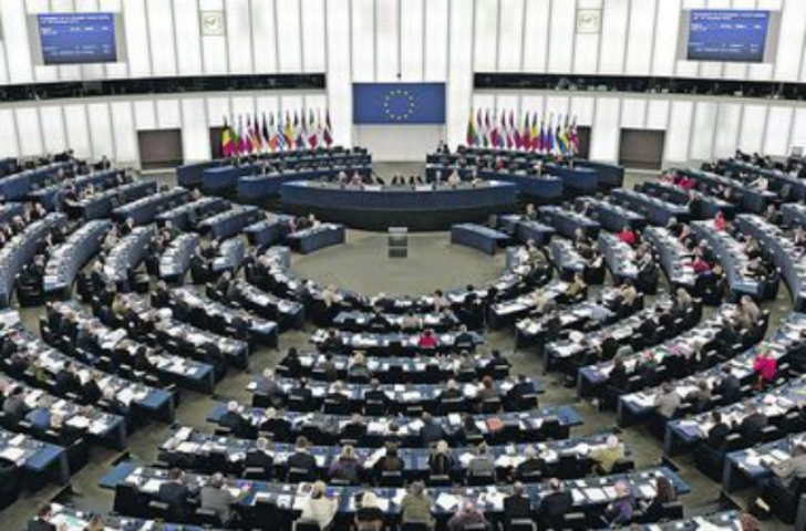 Санкции против России: Страхи ЕС и шантаж Кремля