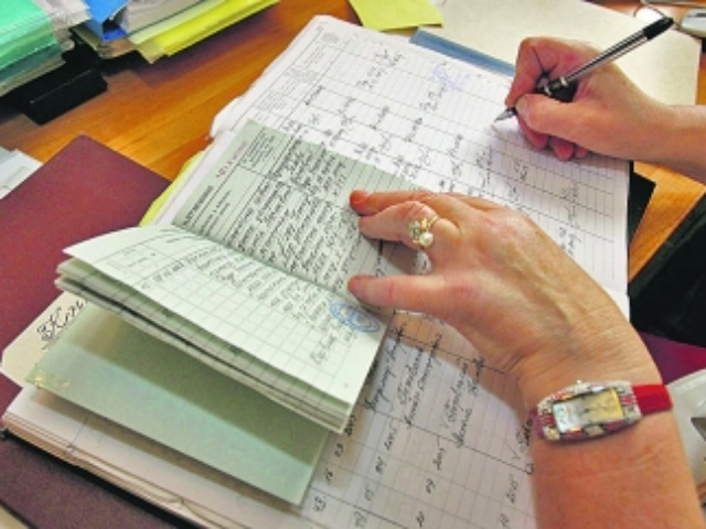 Украинцев просят платить за трудоустройство 