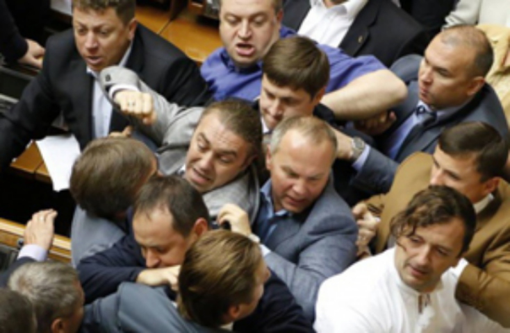 Почему парламент провалил "налоговый компромисс"