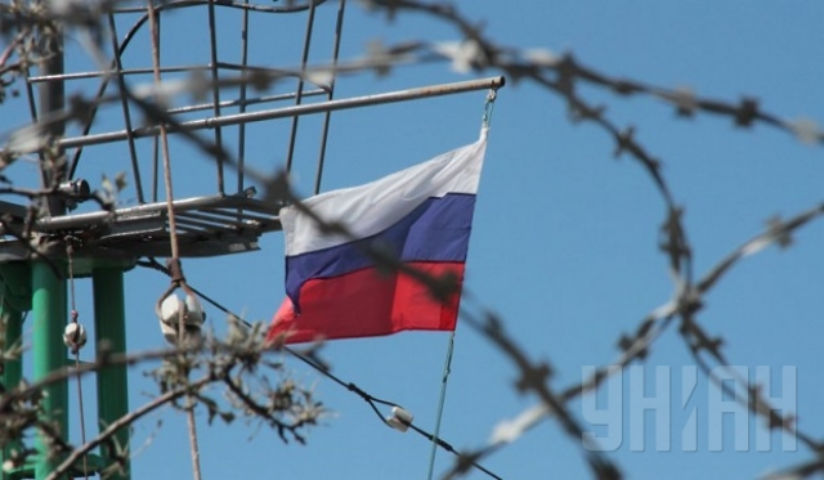 Яценюк призвал заморозить все банковские активы России в мире до вывода войск из Украины