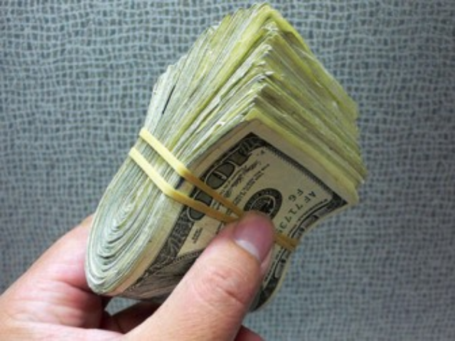 Эксперт прогнозирует в конце года курс на уровне 15 грн / долл