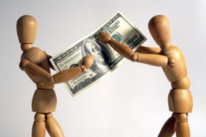 Банки просят защиты от заемщиков