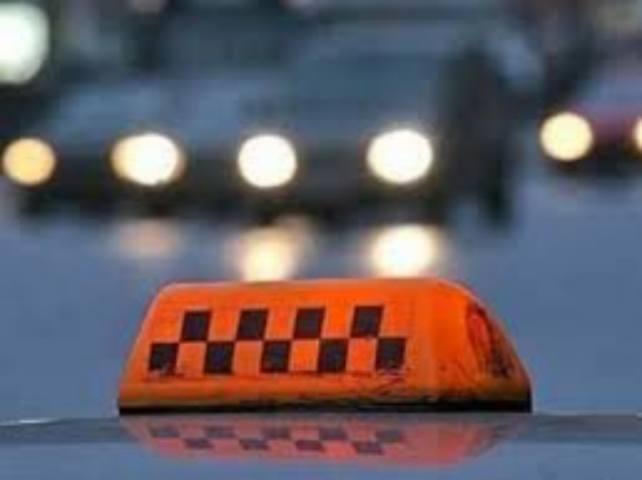 Таксистам выставят счет за работу без лицензии