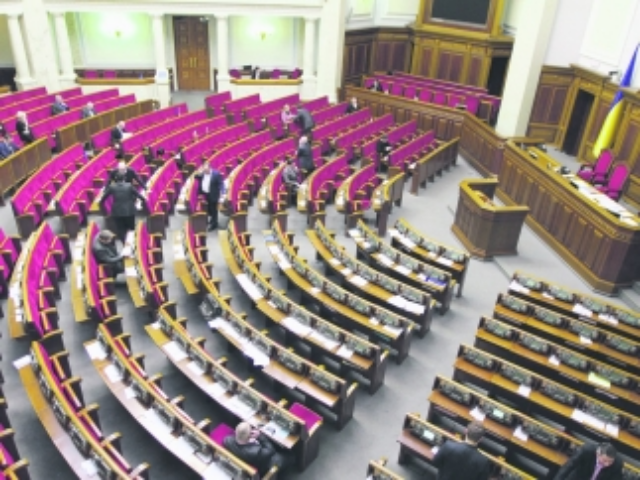 Расклад на выборах: регионалы пытаются воссоединиться 