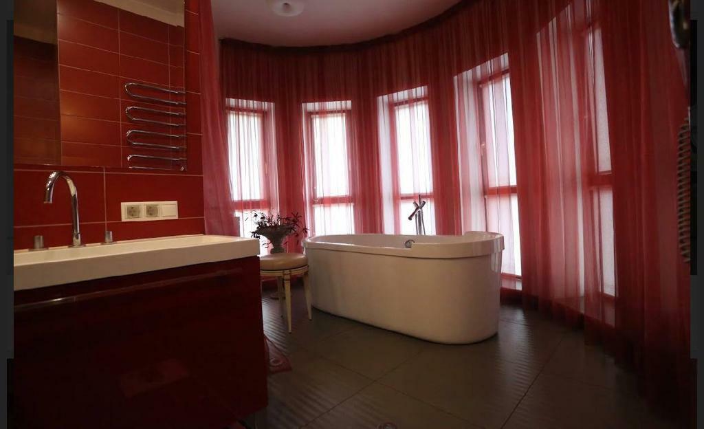 Продаж 5-кімнатної квартири 288 м², Старокозацька вул., 52Б