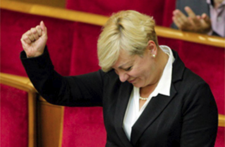 МВФ и административные меры остановят девальвацию