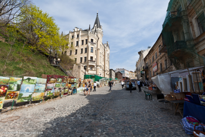 Андреевский спуск со следующей недели станет полностью пешеходным - В.Кличко