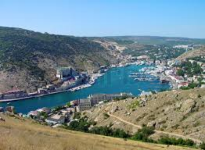 В Крыму запустят жилищную программу для молодежи