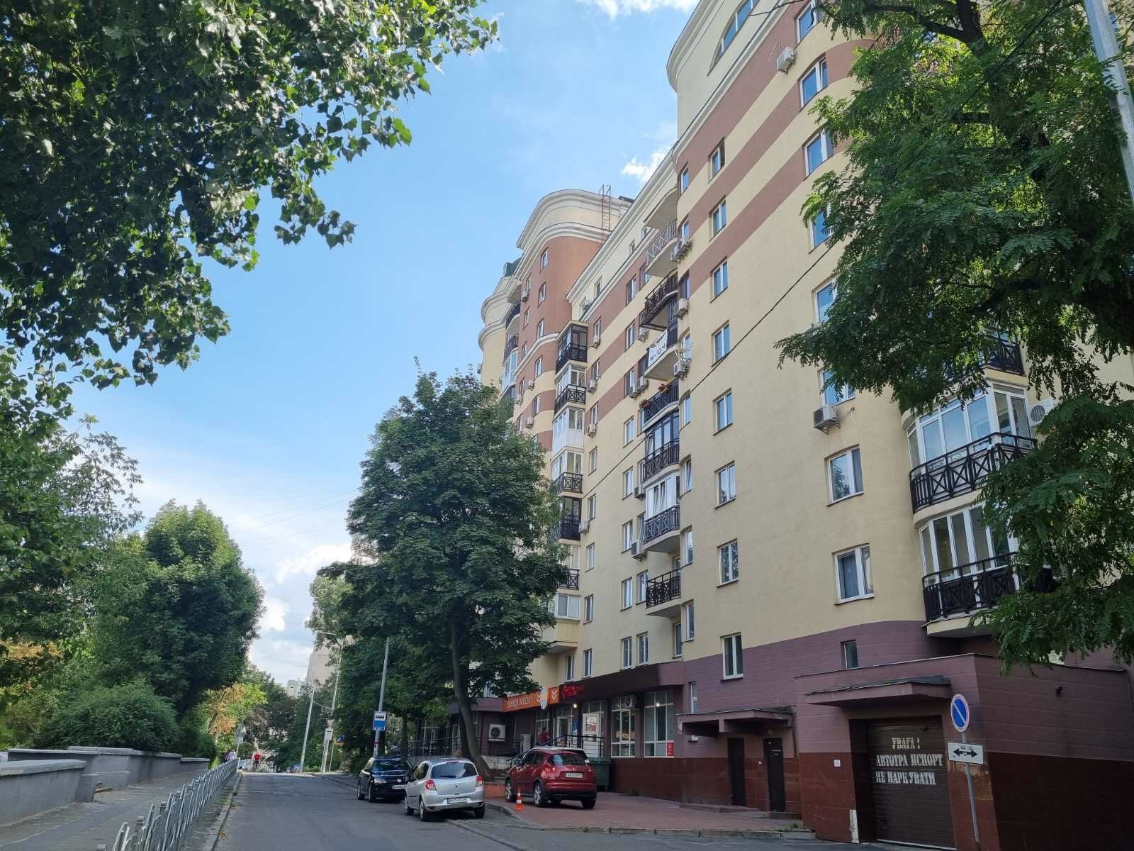 Продаж 4-кімнатної квартири 156 м², Татарська вул., 27