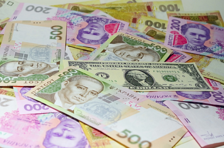 Кого кредитуют банки