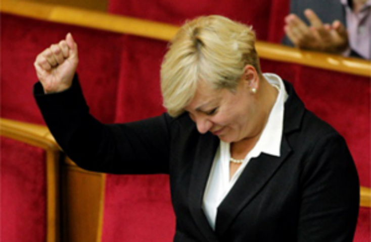 Как Нацбанк раскачал курс доллара