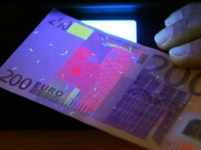 В Украине стали активнее подделывать банкноты 200 евро