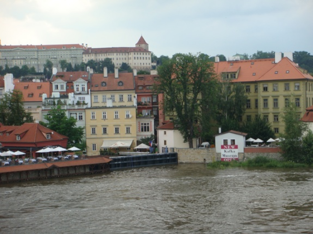 Каждая шестая квартира в Праге покупается с целью сдачи в аренду