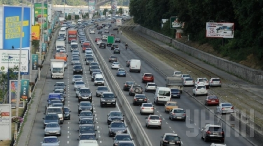 В Украине упали продажи новых легковых авто