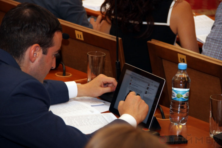 Одесский аэропорт у частников решили не отбирать